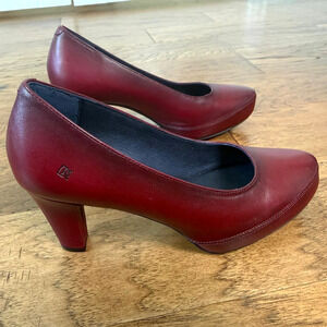 DorKing by Fluchos Spain Blesa Leather Pumps Heels Red Size EU 37 US 6.5 EUC